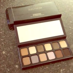 Laura Mercier Extreme Neutrals Eye Shadow Palette